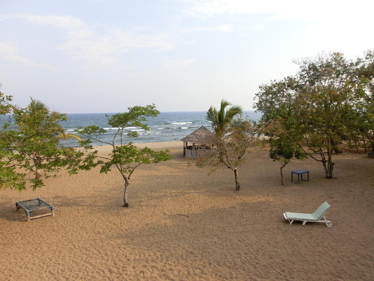Matema Lake Shore Resort Exteriör bild